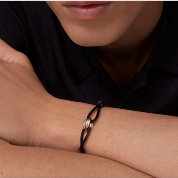 Cartier Trinity Bracelet with silk cords - Picture 2 of 16
